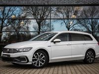 Occasion VW Passat Business 218 PK (160 kW) 2022 Wit Stationwagen