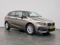 tweedehands BMW 218 2 Serie Active Tourer i Executive Edition | Trekhaak met afneembare kogel | te openen en te sluiten achterklep | Extra getint glas achter | Verstelbare achterbank | Head-Up Display |