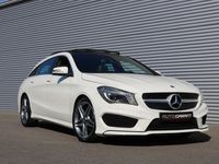 tweedehands Mercedes CLA200 Shooting Brake AMG Pakket Aut (Panoramadak Sportleder Navi BiXenon 18InchAMG Pdc V+A)