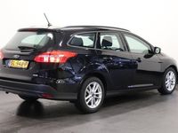 tweedehands Ford Focus Wagon 1.0 - Airco - Navi - Cruise - € 9.950,-