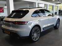 tweedehands Porsche Macan -T navi pano camera leer trekhaak 21 inch 266 pk !