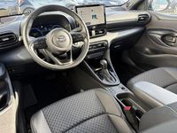 Occasion Toyota Yaris Executive 93 PK (68 kW) 2024 Zwart Hatchback