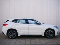 tweedehands BMW X2 sDrive18i Executive 141 Pk Automaat M-pakket / Navi / Camera / 19 inch