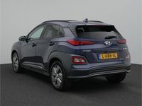 tweedehands Hyundai Kona EV Fashion 64 kWh OPEN DAK !!