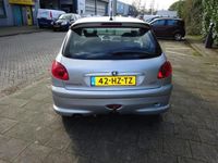 tweedehands Peugeot 206 1.4 XS MET JAAR APK