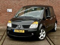 Occasion Renault Modus Luxe 111 PK (81 kW) 2004 Zwart, metallic lak MPV