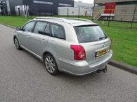 tweedehands Toyota Avensis Wagon 2.0 VVTi Luna Business