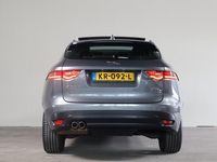 tweedehands Jaguar F-Pace 2.0 Portfolio AWD 20d NL-Auto!! Pano-Dak I Mem-Seats I Camera