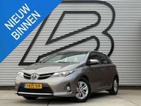 Occasion Toyota Auris Hybrid 136 PK (100 kW) 2013 Bruin Hatchback