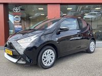 tweedehands Toyota Aygo 1.0 VVT-i x-play Bluetooth Carplay Camera