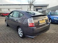 tweedehands Toyota Prius 1.5 VVT-i Tech Edition|DEALER ONDERHOUDEN|