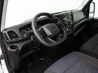 tweedehands Iveco Daily 35C14 L2H2 Dubbellucht | 3500Kg Trekhaak | Airco | Cruise | Betimmering