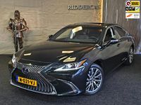 Occasion Lexus ES300H Business Edition 178 PK (130 kW) 2022 Zwart Sedan