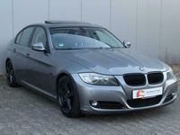 tweedehands BMW 320 3-SERIE i High Executive / Navi / Schuifdak / Dealer!