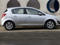 tweedehands Opel Corsa 1.2-16V Cosmo 5 Deurs | 12 MAANDEN GARANTIE | ALL SEASON BANDEN |