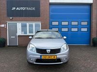 Occasion Dacia Sandero Lauréate 75 PK (55 kW) 2009 Grijs Hatchback