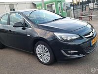 Occasion Opel Astra Cosmo 140 PK (102 kW) 2013 Zwart Hatchback