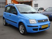 tweedehands Fiat Panda 1.2 SportSound Automatische airco, licht metalen velgen, elektrische ramen en centrale vergrendeling, winterbanden set, enz.