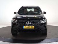 tweedehands Mercedes GLC300 300e 4MATIC Premium AMG | Panoramadak | Dodehoekas