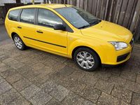 Occasion Ford Focus Trend 101 PK (74 kW) 2007 Geel Stationwagen