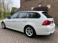 tweedehands BMW 318 318 3-serie Touring i Autom/Tiptr Executive Clima/C