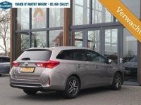 tweedehands Toyota Auris 1.8 Hybrid Lease|Pano|Camera|PDC|Stoelverwarming