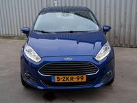 Occasion Ford Fiesta Titanium 101 PK (74 kW) 2015 Blauw (metallic) Hatchback