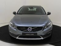 Occasion Volvo V60 CC 245 PK (180 kW) 2018 Grijs Stationwagen