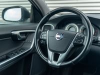 tweedehands Volvo V60 2.0T Aut. Trekhaak Navigatie 203pk