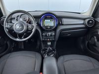 tweedehands Mini Cooper 1.5 Business Navigatie/Airco/16inch.