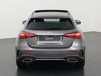 tweedehands Mercedes A250 e AMG Line | Facelift !! | Panoramadak | Sfeerverlichting | Achteruitrijcamera | Stoelverwarming | DAB+ Radio | Pananorama-schuifdak | High-performance LED |