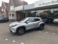 Nieuw Toyota Yaris Cross Executive 116 PK (85 kW) 2025 Zwart SUV