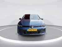 Occasion VW Golf VIII Edition 204 PK (150 kW) 2025 Blauw (metallic) Hatchback