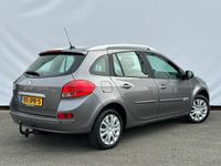 tweedehands Renault Clio Estate 1.2 TCE Sélection Business Sport Dakrails |