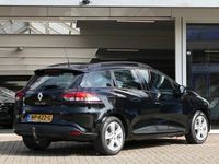 tweedehands Renault Clio IV Estate 1.2 118 pk AUTOMAAT | navigatie | trekhaak | parkeersensoren