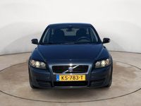 tweedehands Volvo C30 1.6 Advantage Benzine Handgeschakeld | Airco | Metallic Lak | Bumpers in kleur | Reservewiel | Trekhaak | 15'' Lichtmetaal |