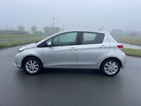 Occasion Toyota Yaris Comfort 69 PK (50 kW) 2012 Zilver (metallic) Hatchback