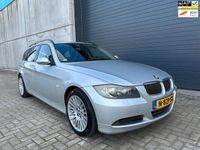 Occasion BMW 325 Executive 218 PK (160 kW) 2006 Grijs (metallic) Stationwagen