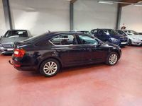 tweedehands Skoda Octavia ESSENCE * NAVI + DAB + PDC * Garantie