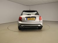 tweedehands Mini Cooper 5-deurs Camden Plus Edition / Automaat / Sportstoe