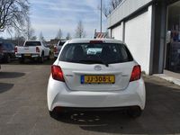 tweedehands Toyota Yaris 1.3 VVT-i Trend Navigatie Climate Controle Parkeer