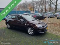 tweedehands Opel Astra Sports Tourer 1.6 Selection 116 pk , airco, trekhaak , sportvelgen , bj 2016