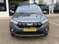 Occasion Dacia Jogger Extreme 93 PK (68 kW) 2024 Groen MPV