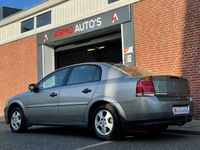 tweedehands Opel Vectra 1.8-16V Comfort Navigator | Airco | Rijklaar