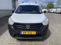 tweedehands Dacia Dokker 1.5 dCi 75 Ambiance met airco / prijs zo mee ¤ 4450 ex btw / koppeling en distributie riem vervangen / trekhaak / ex schilders auto