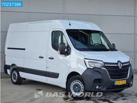 tweedehands Renault Master 130pk L2H2 Navi Trekhaak Parkeersensoren Airco Cruise 10m3 Airco Trekhaak Cruise control