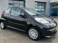 tweedehands Peugeot 107 1.0 Benzine - Airco - Elektrische ramen - apk 8/24