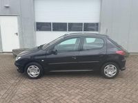 Occasion Peugeot 206 75 PK (55 kW) 2003 Zwart Hatchback