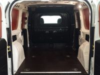 tweedehands Fiat Doblò Cargo 1.6 MultiJet SX Maxi Aut- Sidebars, Clima, Bluetooth, Pakket, Grijs Kenteken