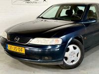 tweedehands Opel Vectra 1.6-16V Business |Clima |CruiseC |Nieuwe Apk